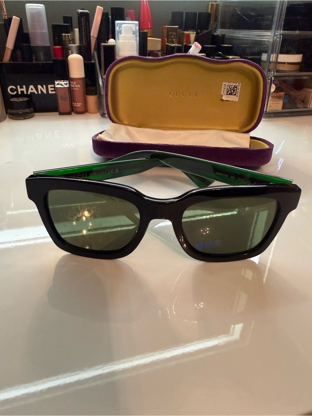 ✨ Auth Men’s Gucci Black Sunglasses ✨